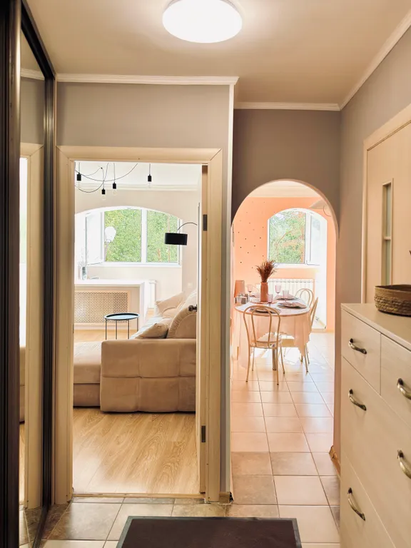 Уютное гнёздышко у леса