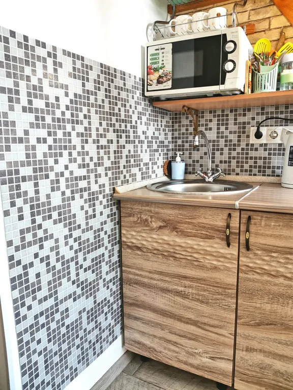 Студия с балконом и шикарным видом на Золотой Мост