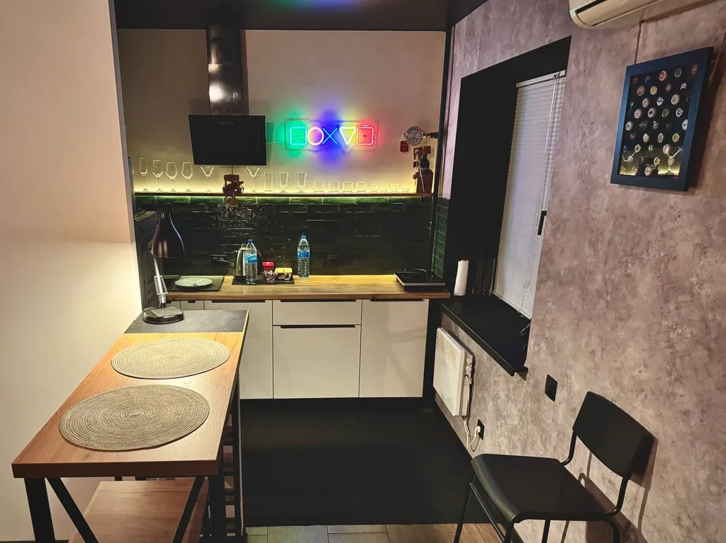 Комфортная 2-комнатная квартира в центре