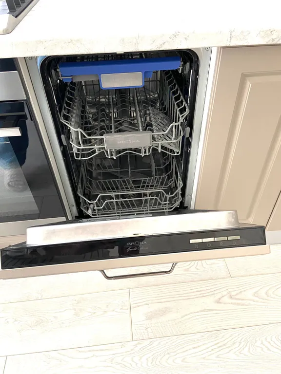 Квартира Современная квартира евро-трёшка — Калининград