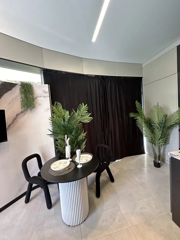 Апартаменты у моря с террасой свой пляж и бассейн в 2 минутах пешком