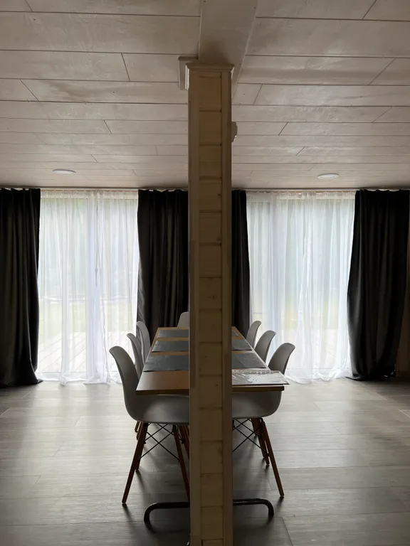 Коттедж Модульный коттедж на самом берегу реки — Ручьи