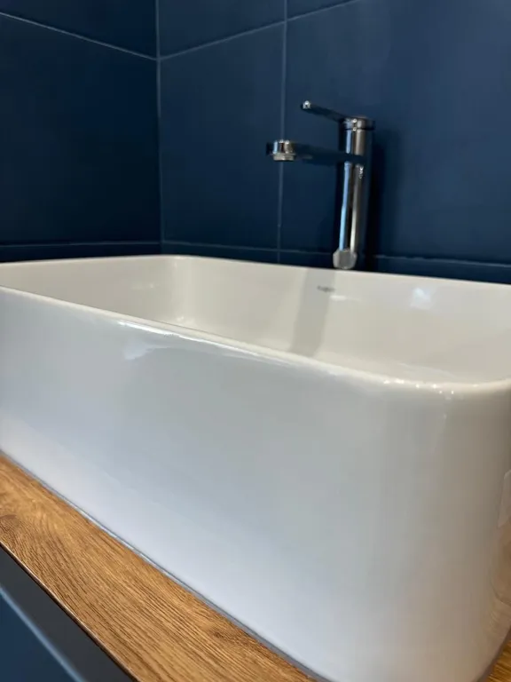 Часть дома с террасой и мангальной зоной на берегу моря