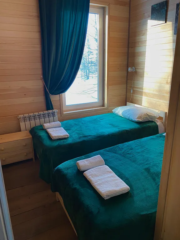 Уютный домик с панорамным видом на лес