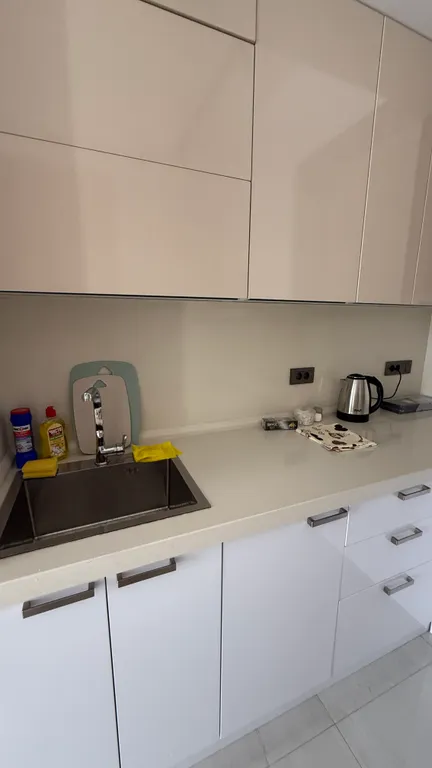 3-комнатная квартира с видом на море для большой семьи