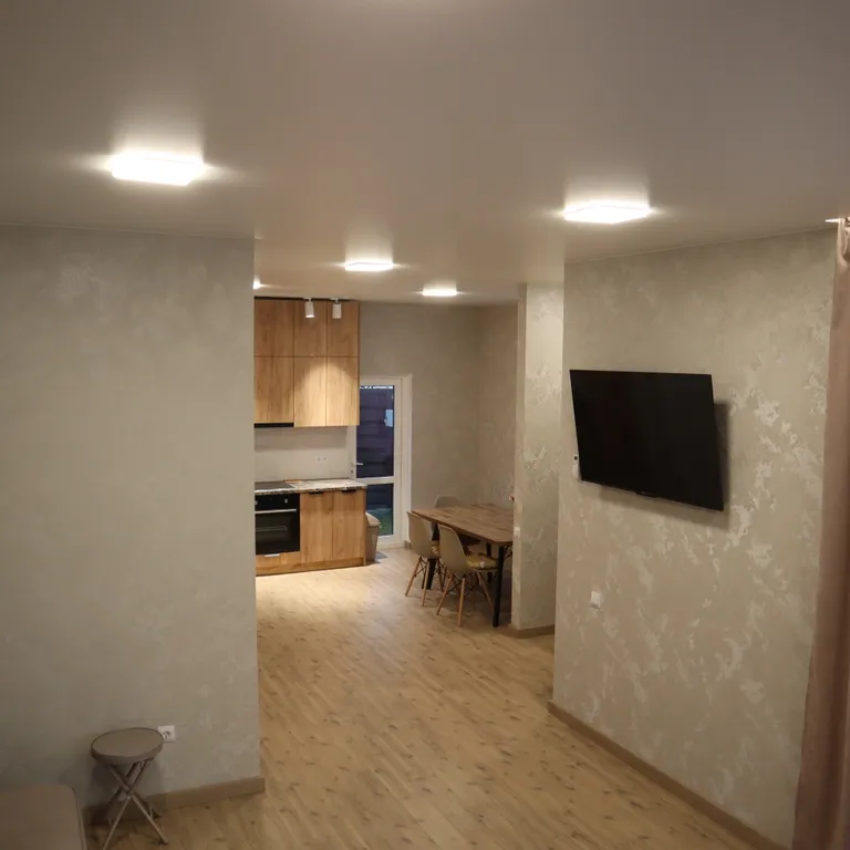 Новый дом с бамбуковой рощей