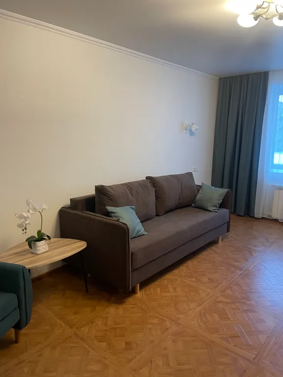 3 комнатная квартира недалеко от исторического центра