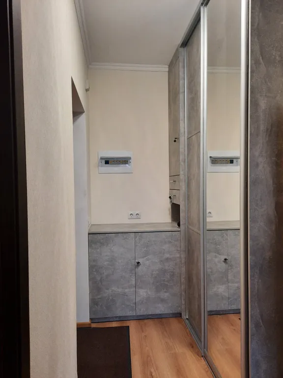 Меблированная уютная студия в охраняемом жилом комплексе