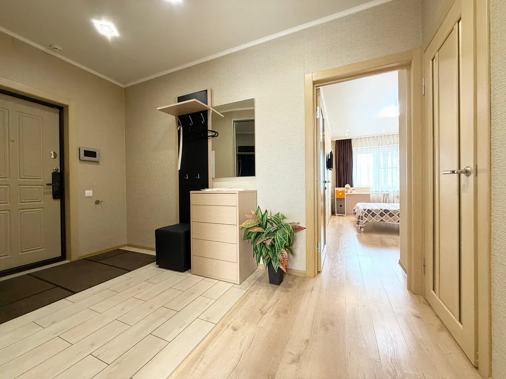 Двухкомнатная квартира возле торгового квартала