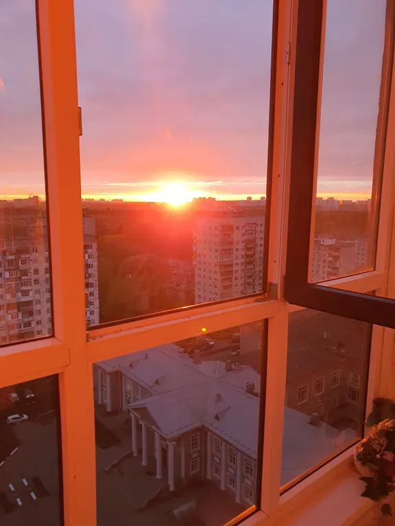 Уютная квартира с красивым видом на закат