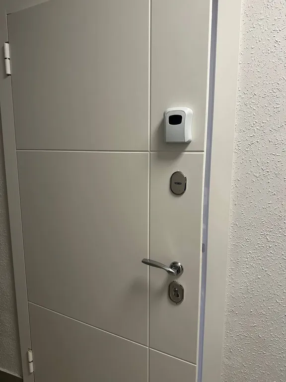 Уютная студия с видом на бассейны и горы