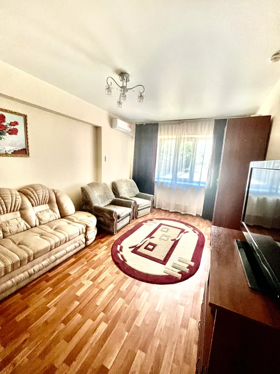 Трехкомнатная квартира в центре