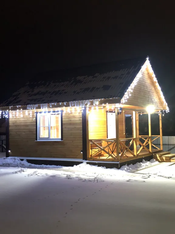 Уютный деревянный домик