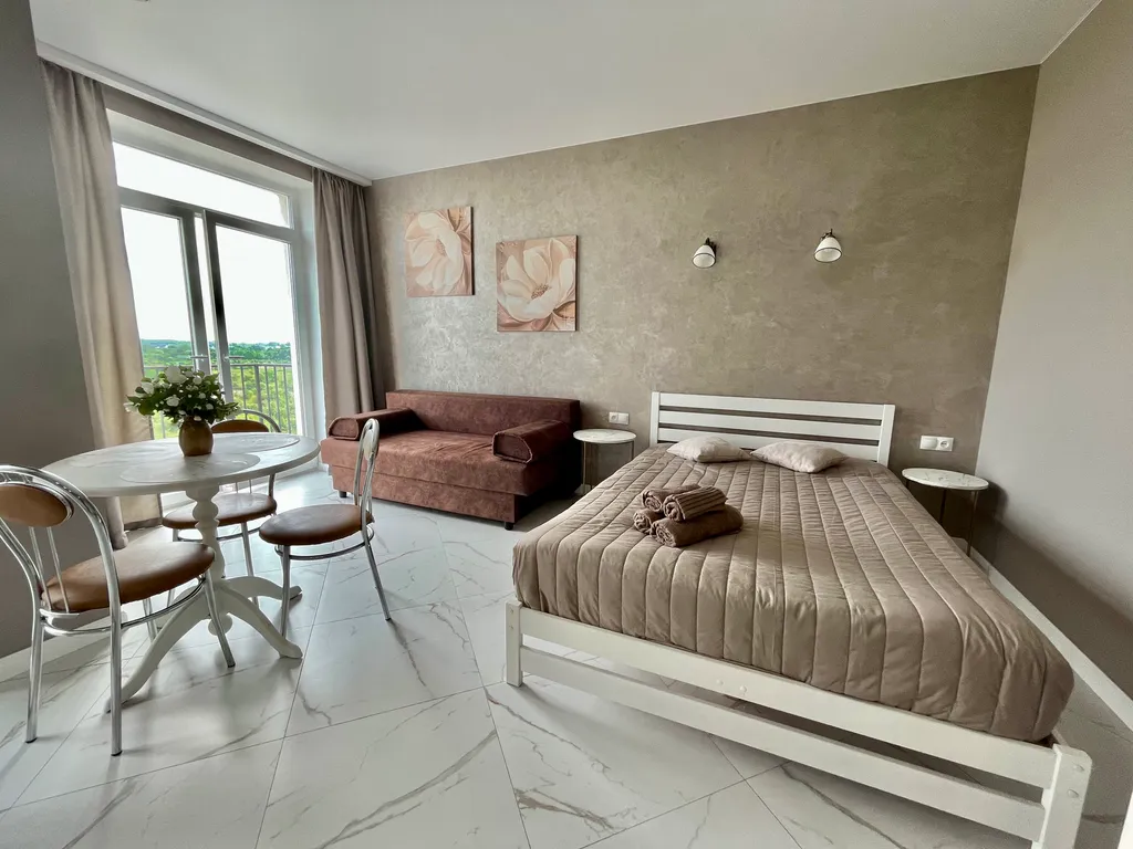 Новая квартира-студия с видом на природу