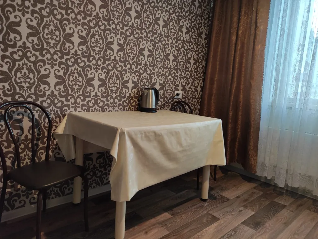 Квартира возле планеты