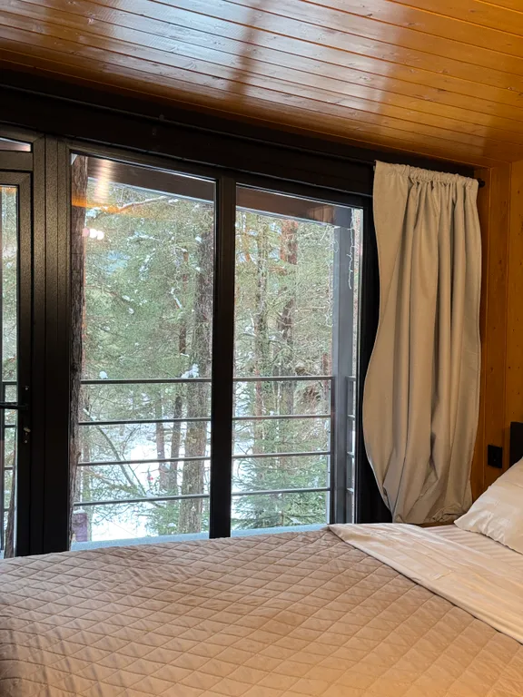 Двухэтажный дом с видом на горы База отдыха ПроЛес