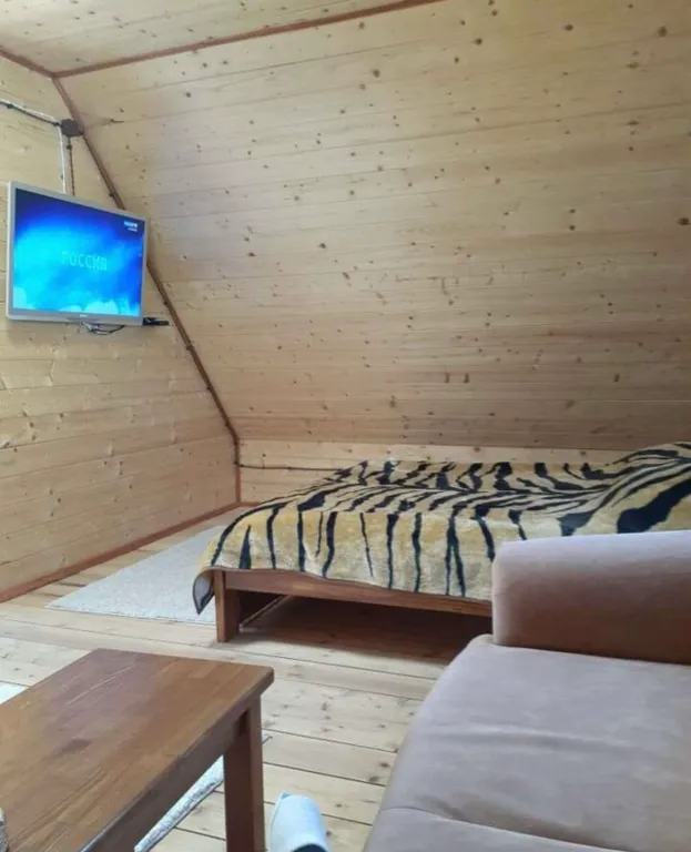 Уютный гостевой дом с баней на берегу озера