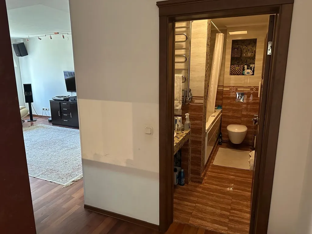 Просторная видовая квартира в центре