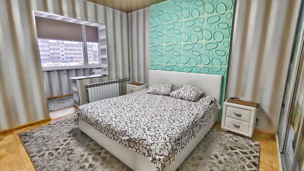 Трёхкомнатная квартира с большой кухней-гостиной возле Биг Вуд