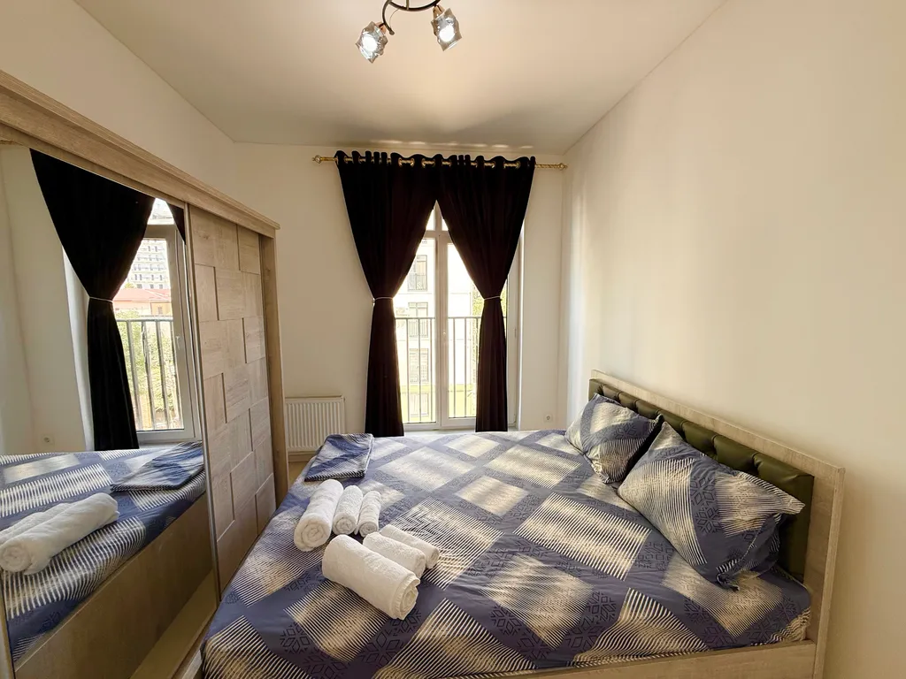 Светлая квартира посуточно ближе к центру