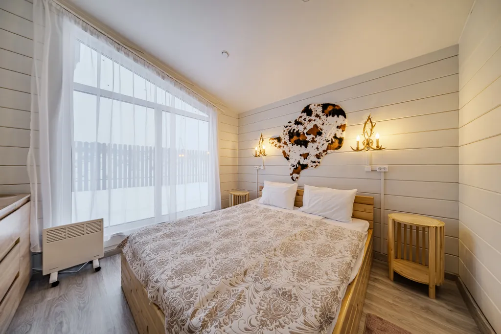 Коттедж Загородный дом с кедровой баней — Светлое