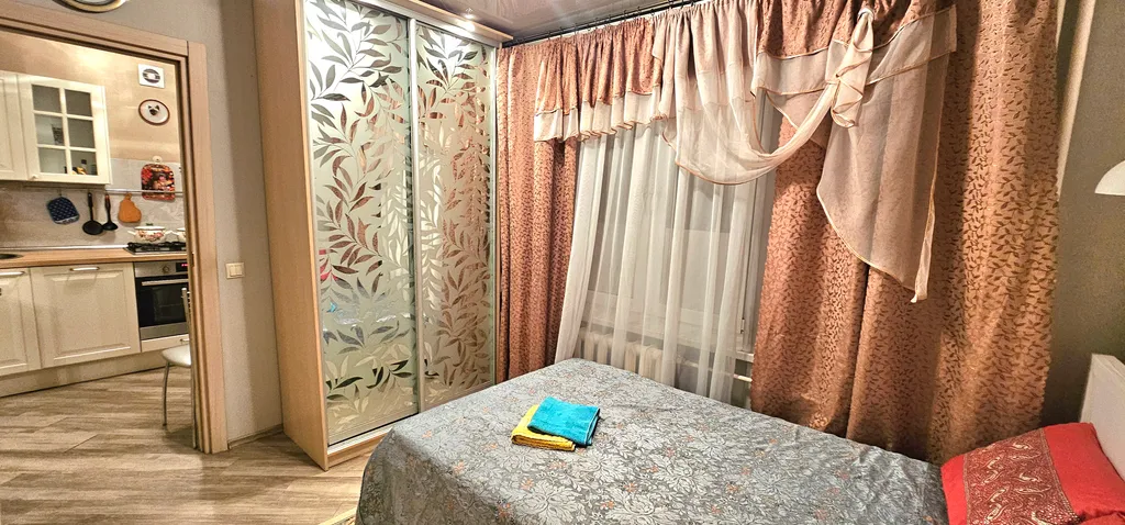 Квартира Двухкомнатная квартира с камином на Набережной Москвы — Москва