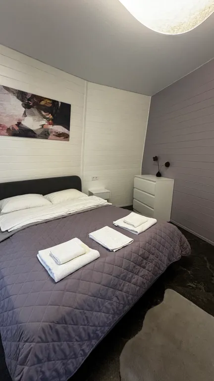 Дом-сфера на первой линии озера