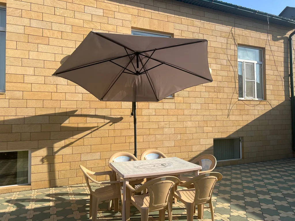 Комнаты две в 10 минутах пешком от набережной