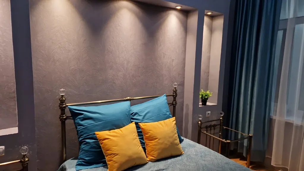 Атмосферная квартира в дореволюционном доме в центре