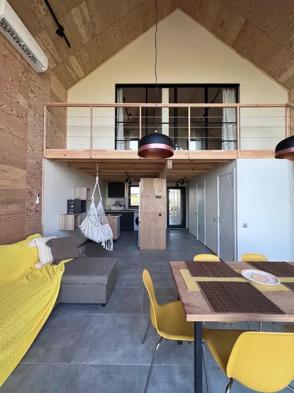 Коттедж Дом с 2 спальнями и террасой с видом на море — аренда посуточно в Веселовка