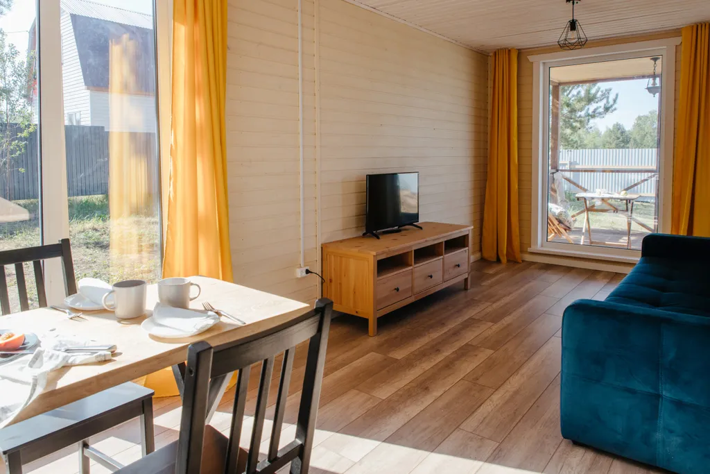 Большой дом с душой у соснового леса