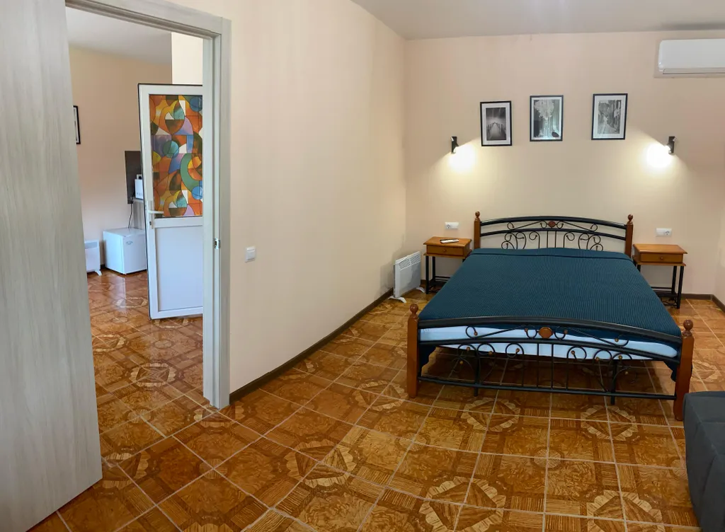 Четырехметсный уютный номер в голубой бухте!