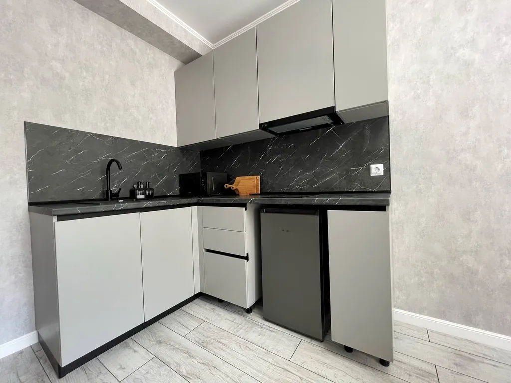 Апартаменты для двоих с большим балконом