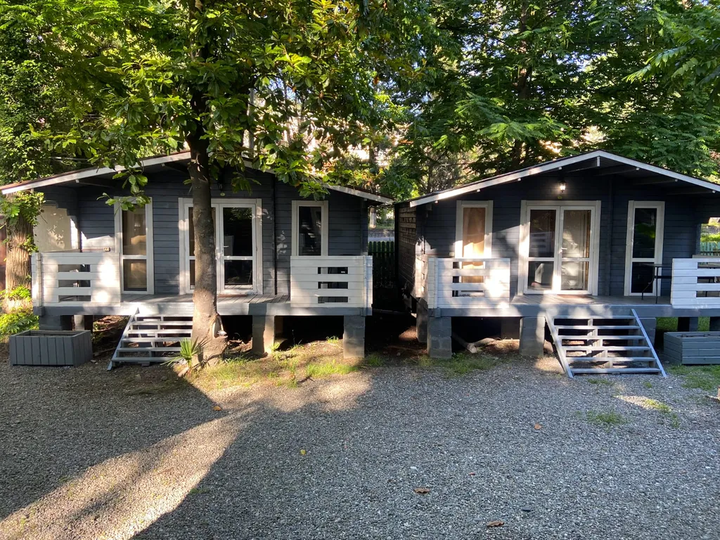 "Атара Хаус"