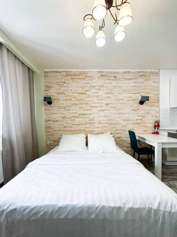 Студия возле ТЦ Мега