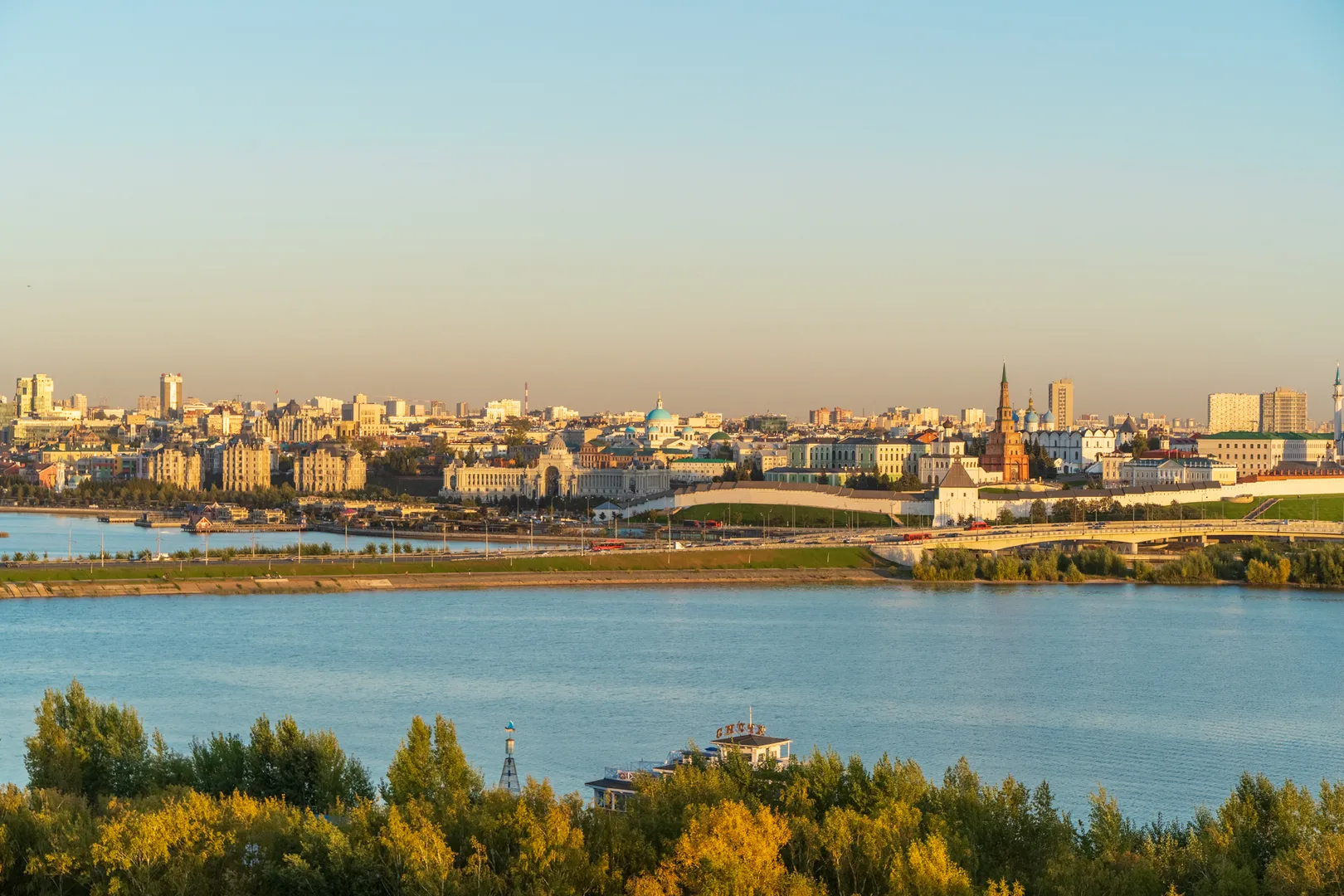 Вид на Кремль из окна спальни