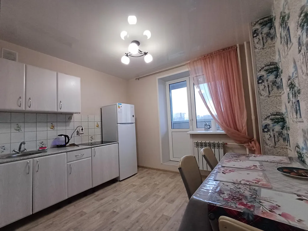 Уютная и идеально чистая квартира вблизи Арена 2000