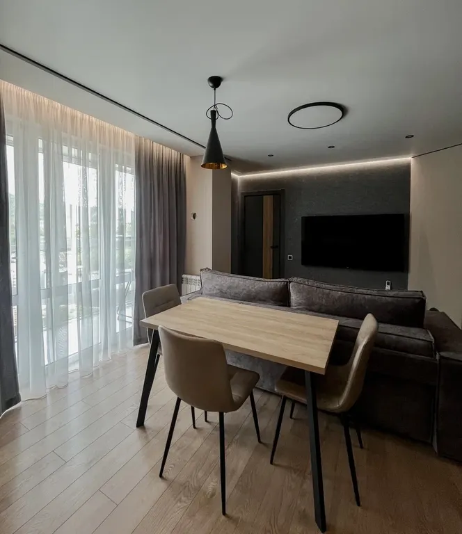 3-комнатная квартира с дизайнерским ремонтом в самом современном доме