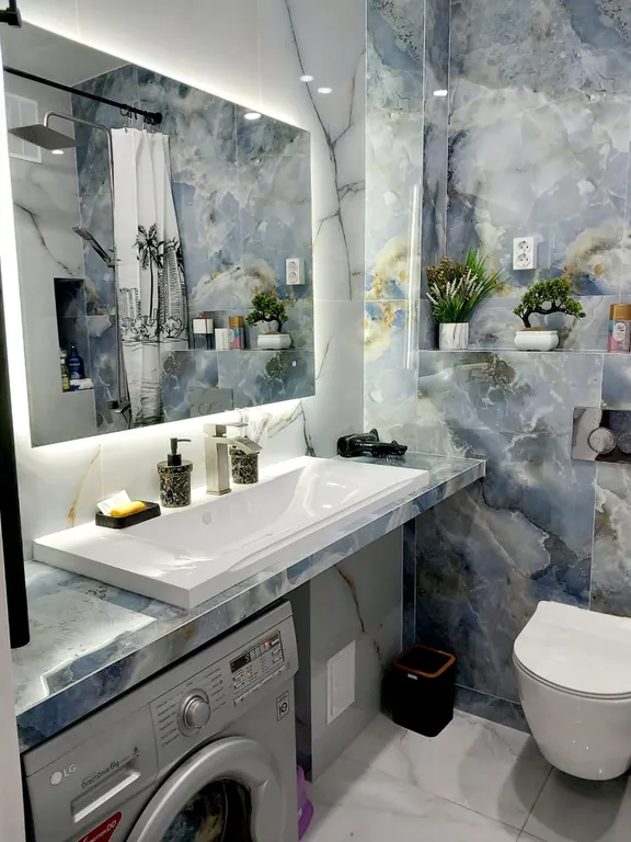 Новая,уюная 2х.кв люкс на 6чел,закрытая территор.,юго-зап р-на, 17/77