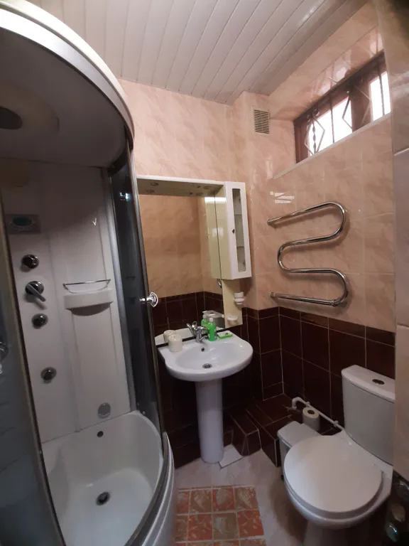 7-комнатный Дом