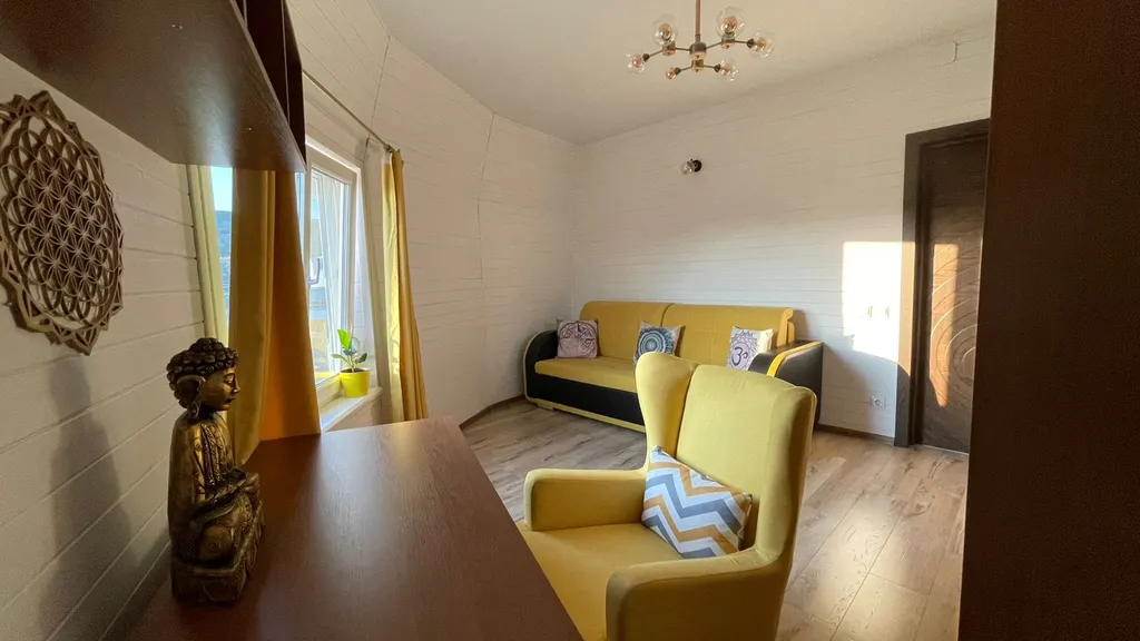 Купольный дом с видом на горы и море