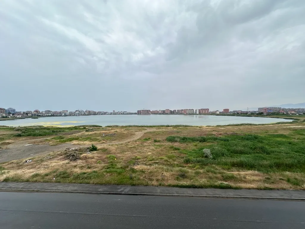 Уютная квартира с видом на озеро