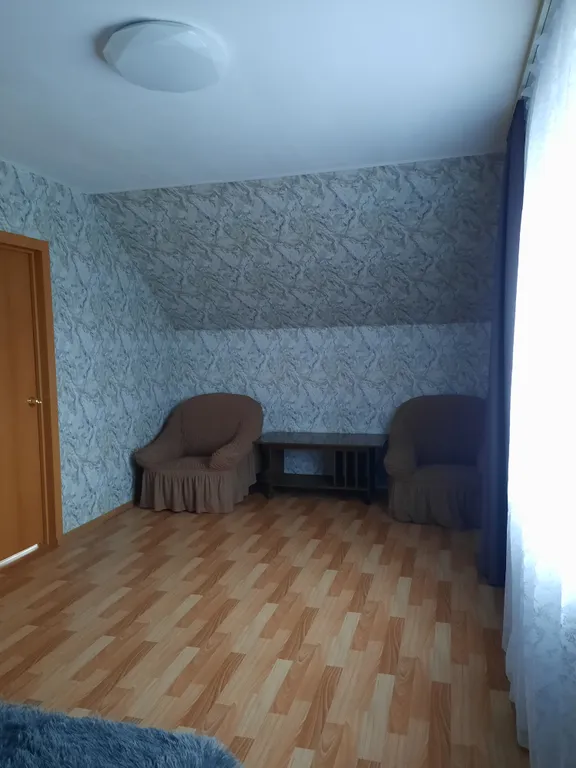 Уютный новый коттедж недалеко от центра города