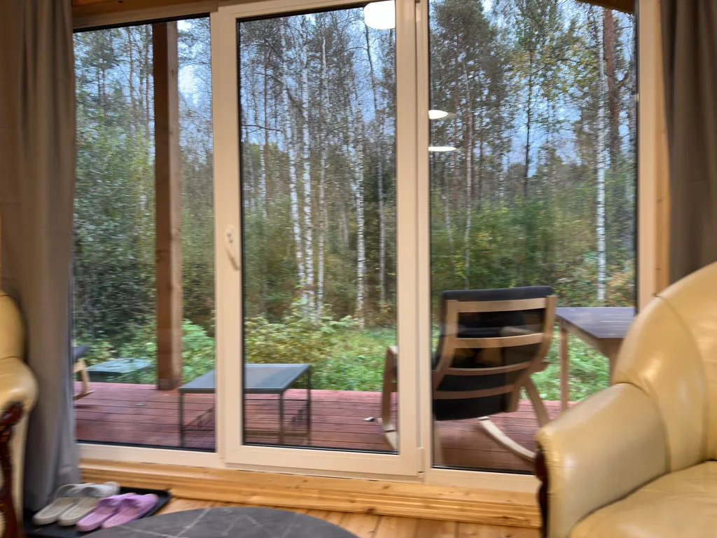 Коттедж Дом с видом на лес — Стеклянный