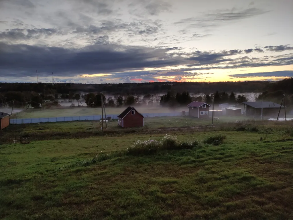 Коттедж Уютный дом с бассейном — Приморск