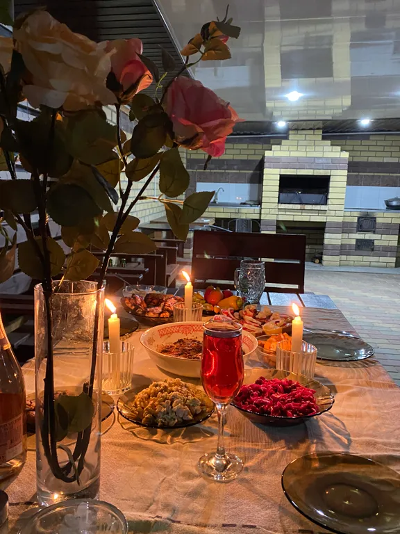 Домик у озера