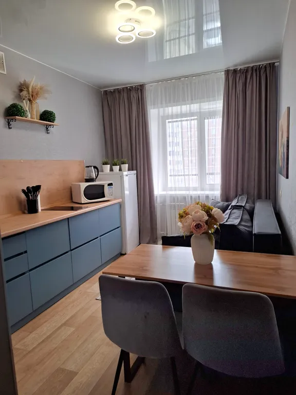 Новая шикарная квартира в центре — аренда посуточно в Абакан