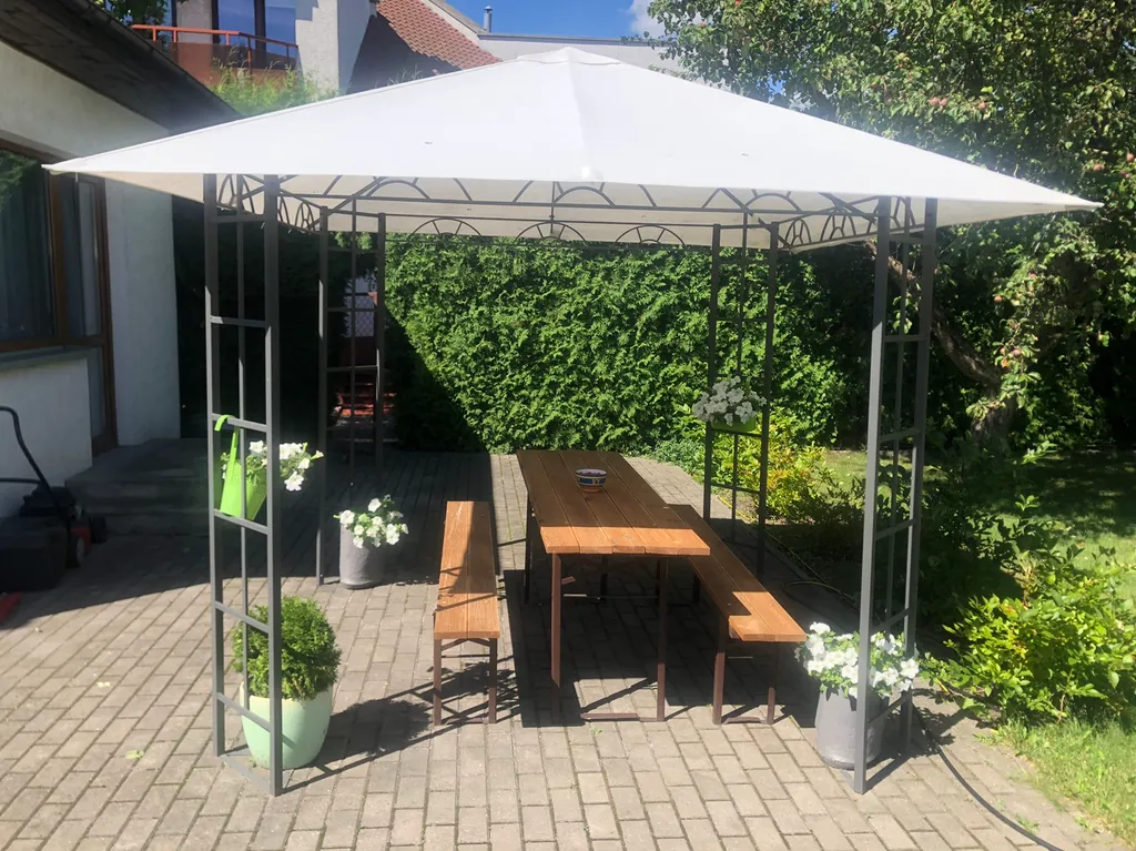 Дом для отдыха в зелёной части города