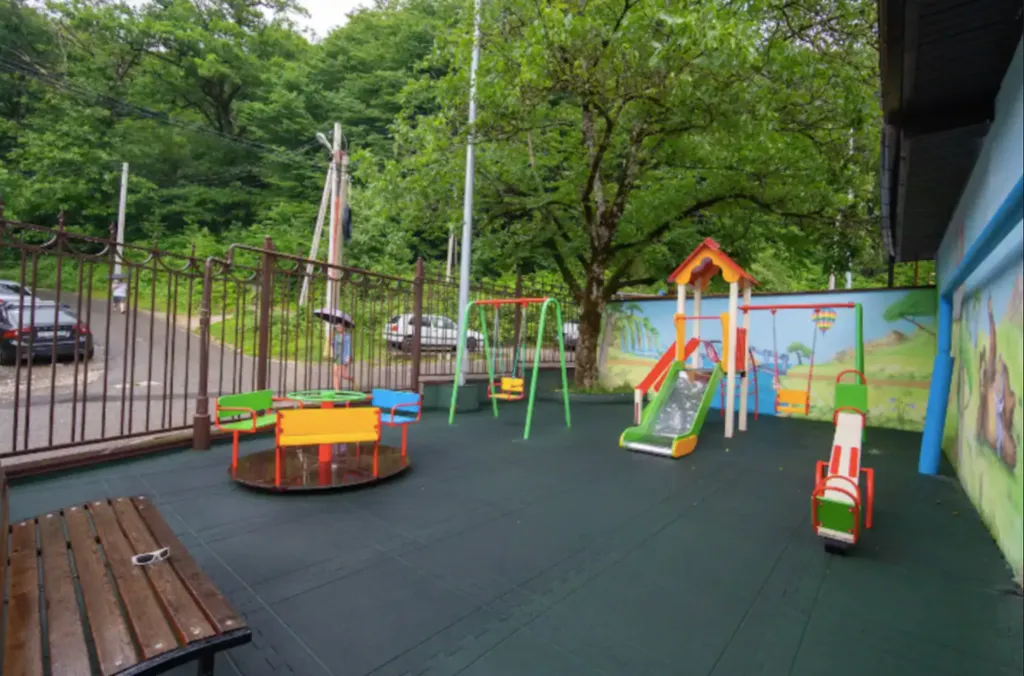 Чудесная квартира с видом на озеро и горы