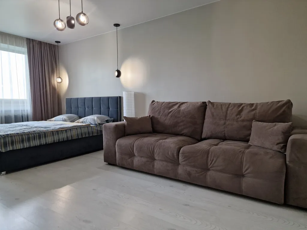 Новый апартамент с гостиной и тремя спальнями